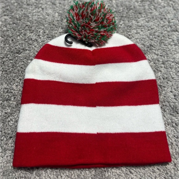 Christmas Tree Flashing LED Knitted Hat – Light-Up Holiday Beanie - Picture 3 of 3